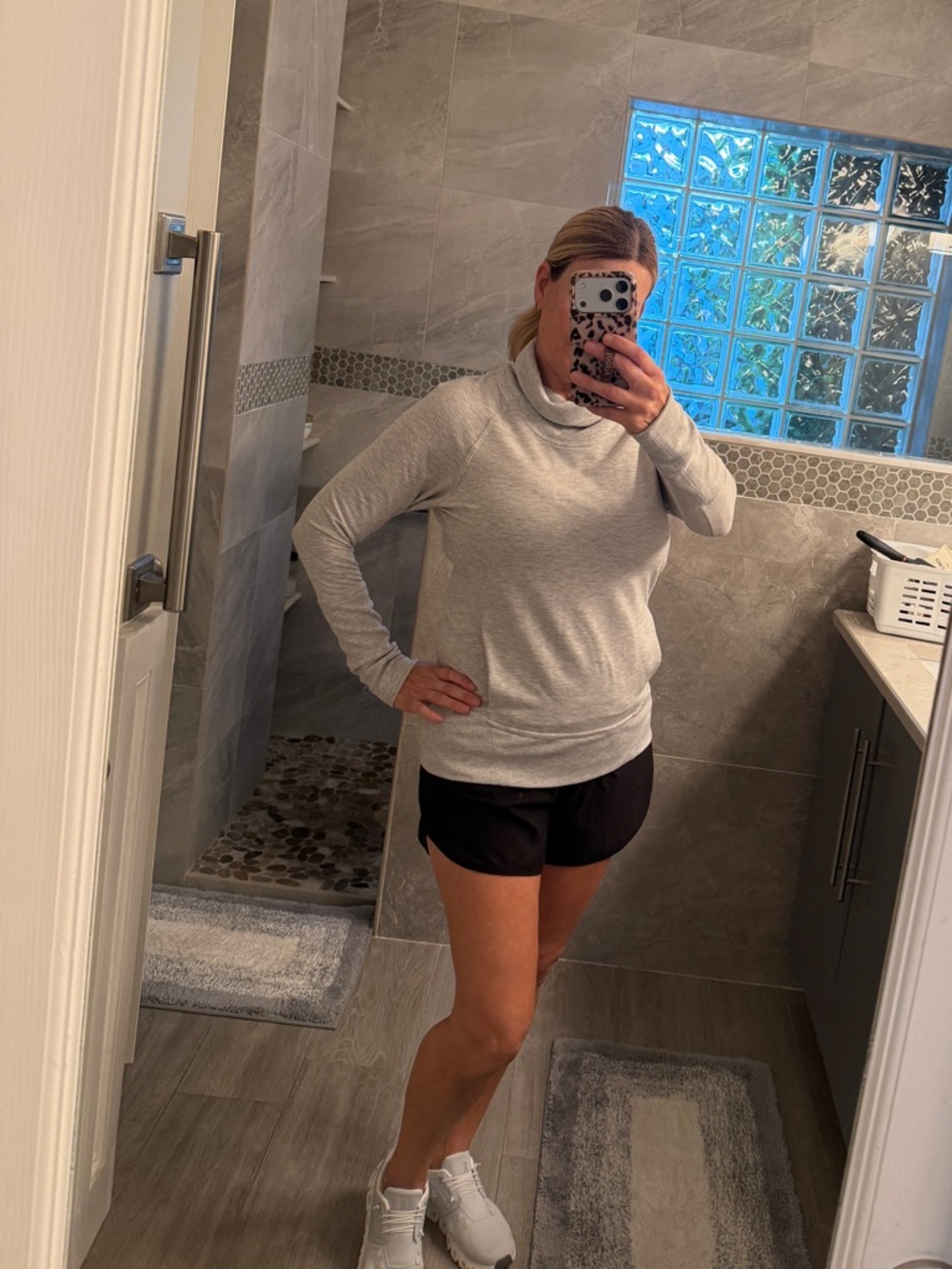 Lululemon cowl neck/turtleneck sweatshirt